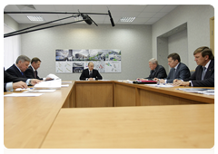 По завершении осмотра Центра подготовки космонавтов В.В.Путин провел совещание по развитию Центра и Звездного городка