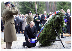 Prime Minister Vladimir Putin and Polish Prime Minister Donald Tusk visiting the Polish section of the Katyn memorial complex