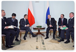 Председатель Правительства Российской Федерации В.В.Путин провел встречу в узком составе с Премьер-министром Польши Д.Туском