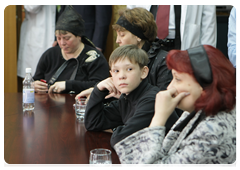 The families of miners killed in the Raspadskaya mine accident, in Novokuznetsk.