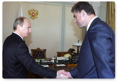 Председатель Правительства Российской Федерации В.В.Путин провел рабочую встречу с генеральным директором «Холдинга МРСК» Н.Н.Швецом
