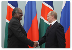 Председатель Правительства Российской Федерации В.В.Путин встретился с Президентом Республики Намибия Х.Похамбой
