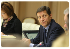 Deputy Prime Minister Alexander Zhukov holding a videoconference on national priority projects in the first half of 2010 and progress in the construction of perinatal centres