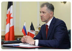 President Alexander Volkov of Udmurtia at a meeting with Prime Minister Vladimir Putin