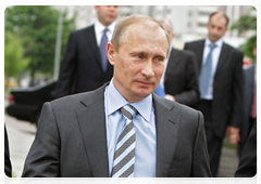 Председатель Правительства Российской Федерации В.В.Путин прибыл в российский научный центр «Прикладная химия»