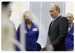 В ходе посещения российского научного центра «Прикладная химия» Председатель Правительства Российской Федерации В.В.Путин пообщался с сотрудниками предприятия
