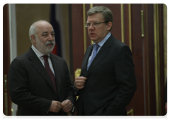 Deputy Prime Minister and Minister of Finance Alexei Kudrin and head of the Renova financial and industrial group Viktor Vekselberg at a meeting on price setting and tariff rates