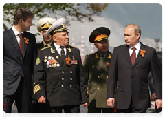Председатель Правительства Российской Федерации В.В.Путин возложил венок к мемориалу «Площадь героев» в Новороссийске