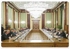 Председатель Правительства Российской Федерации В.В.Путин провел встречу с представителями Федерации 
независимых профсоюзов России
