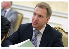 First Deputy Prime Minister Igor Shuvalov at a meeting of the Presidium of the Government of the Russian Federation