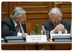 President of the European Central Bank Jean-Claude Trichet and governor of the Bank of England Mervyn King at the international conference “Central Banks and the Development of the World Economy: New Challenges and Prospects”