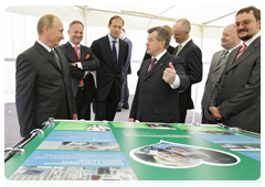 Prime Minister Vladimir Putin at the Yaroslavl Region pharmaceutical production complex