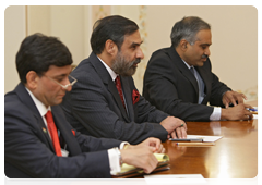 Министр торговли и промышленности Республики Индия А.Шарма на встрече с Председателем Правительства Российской Федерации В.В.Путиным