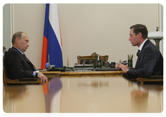 Prime Minister Vladimir Putin meeting with head of the Federal Agency for Forestry Alexei Savinov