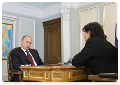 Prime Minister Vladimir Putin at a meeting with head of the Federal Agency for Water Resources Marina Seliverstova