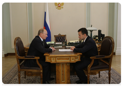 Prime Minister Vladimir Putin meeting with head of the Federal Agency for Youth Affairs Vasily Yakemenko
