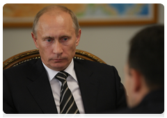 Председатель Правительства Российской Федерации В.В.Путин провел рабочую встречу с руководителем Федерального агентства по делам молодежи В.Г.Якеменко