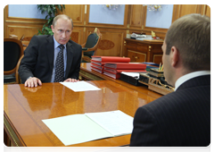 Председатель Правительства Российской Федерации В.В.Путин провел рабочую встречу с губернатором Камчатского края А.А.Кузьмицким