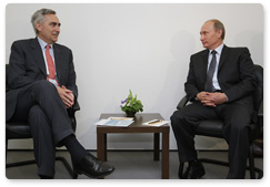 Председатель Правительства Российской Федерации В.В.Путин провел рабочую встречу с президентом компании «Сименс АГ» П.Лешером