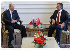 Prime Minister Vladimir Putin meeting with Turkish President Abdullah Gül during the summit of the Conference on Interaction and Confidence-Building Measures in Asia