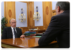 Prime Minister Vladimir Putin with Dagestan President Magomedsalam Magomedov
