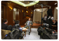 Председатель Правительства России В.В.Путин дал интервью агентству «Франс Пресс» и телеканалу «Франс 2»