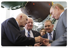 Prime Minister Vladimir Putin speaking with participants of the historic Apollo-Soyuz Test Project