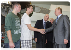 American astronaut Thomas Stafford introducing his stepsons to Prime Minister Vladimir Putin