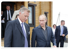 Председатель Правительства Российской Федерации В.В.Путин посетил строящийся микрорайон «Солнечный» в селе Пушкари Тамбовской области
