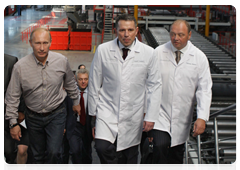 Председатель Правительства Российской Федерации В.В.Путин посетил Челябинский трубопрокатный завод, где принял участие в открытии трубоэлектросварочного цеха «Высота 239»