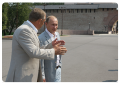 Председатель Правительства Российской Федерации В.В.Путин осмотрел древний городской кремль Великого Новгорода