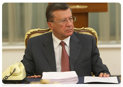 First Deputy Prime Minister Viktor Zubkov at a meeting of Vnesheconombank’s Supervisory Board