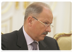 Председатель Внешэкономбанка В.А.Дмитриев на заседании Наблюдательного совета Внешэкономбанка