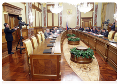Prime Minister Vladimir Putin at a Government meeting
