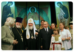Председатель Правительства Российской Федерации В.В.Путин посетил православный духовно-просветительский центр, расположенный на территории храмового комплекса