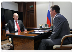 Председатель Правительства Российской Федерации В.В.Путин провел рабочую встречу с губернатором Ставропольского края В.В.Гаевским