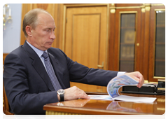 Prime Minister Vladimir Putin meeting with head of the Federal Service for Financial Monitoring Yury Chikhanchin