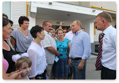 Председатель Правительства России В.В.Путин встретился с жителями села Поляны Рязанской области
