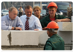 Prime Minister Vladimir Putin inspecting construction sites where houses destroyed by fire are being rebuilt in the village of Kriusha in the Ryazan Region
