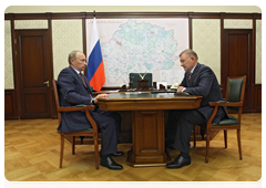 Prime Minister Vladimir Putin at his working meeting with Ryazan Region Governor Oleg Kovalyov