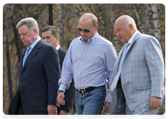 Prime Minister Vladimir Putin visiting peat bog fire fighting sites in the Moscow Region’s Kolomna