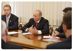 Prime Minister Vladimir Putin with FIFA Inspection Commission members