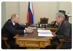 Prime Minister Vladimir Putin meeting with Minister of Regional Development Viktor Basargin