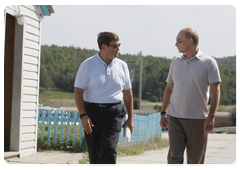 Председатель Правительства Российской Федерации В.В.Путин отправился в поездку по новой трассе Чита–Хабаровск на машине «Лада-Калина»