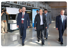 Председатель Правительства Российской Федерации В.В.Путин посетил Научно-исследовательский институт природных газов и газовых технологий «Газпром-ВНИИГАЗ», где ознакомился с новейшими разработками в сфере газовой промышленности