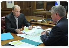 Председатель Правительства Российской Федерации В.В.Путин провел рабочую встречу с губернатором Московской области Б.В.Громовым