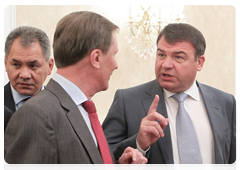 Deputy Prime Minister Sergei Ivanov, Defence Minister Anatoly Serdyukov, and Emergencies Minister Sergei Shoigu at the meeting of the Government Presidium