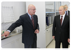 Prime Minister Vladimir Putin visiting new Oil and Gas Institute building at Siberian Federal University in Krasnoyarsk