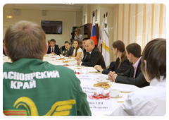Председатель Правительства Российской Федерации В.В.Путин встретился со студентами и аспирантами Сибирского федерального университета