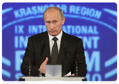 Председатель Правительства Российской Федерации В.В.Путин принял участие в работе IX Международного инвестиционного форума «Сочи-2010»